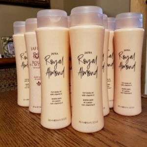 Royal Almond Body Oil (1)